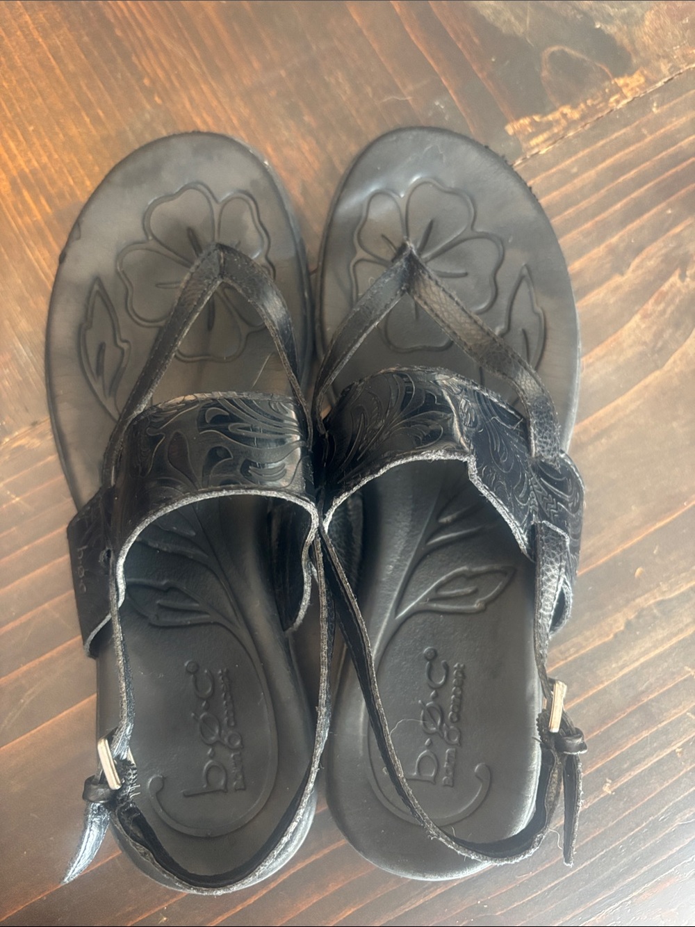 b.o.c. Black Floral-Embossed Comfort Sandals